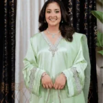 SATIN STRAIGHT SET - LIGHT GREEN