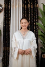 SATIN STRAIGHT SET - OFF WHITE - Image 6