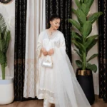 SATIN STRAIGHT SET - OFF WHITE