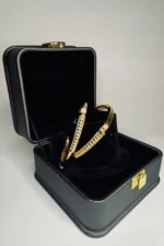 GOLD ORNATE TRICOLOR BANGLE - Image 2